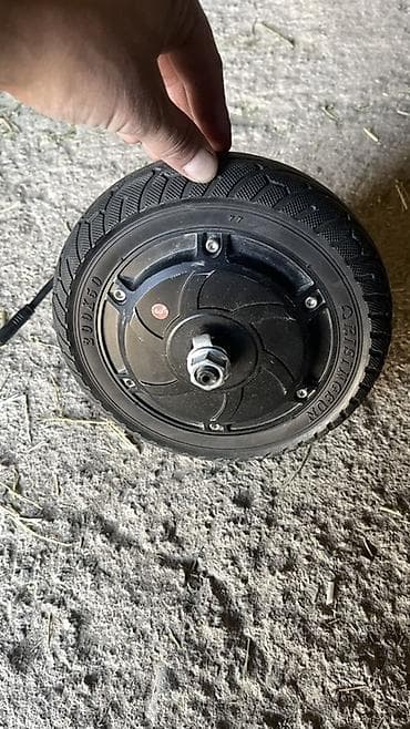 диска на скутер: Колесо-мотор для электросамоката 200×50 (8"), с покрышкой RISING SUN — 1