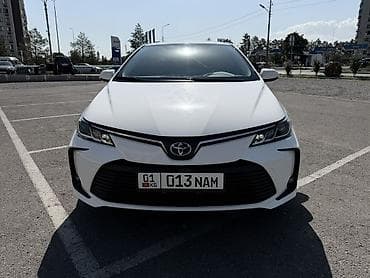 8: Toyota Corolla: 2021 г., 1.8 л, Автомат, Гибрид, Седан — 2