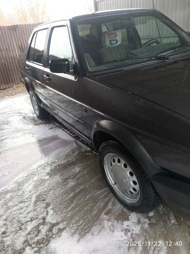 возможен обмен на дом: Volkswagen Jetta: 1995 г., 1.6 л, Механика, Бензиновая, Седан — 2