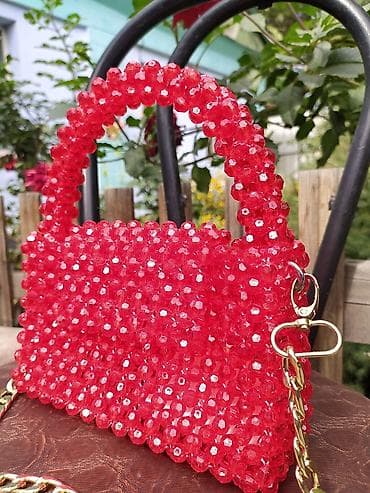 резинки для плетения rainbow loom: Продаю Сумочку из бусин ручной работы
адрес Бишкек район Гес 2 — 2