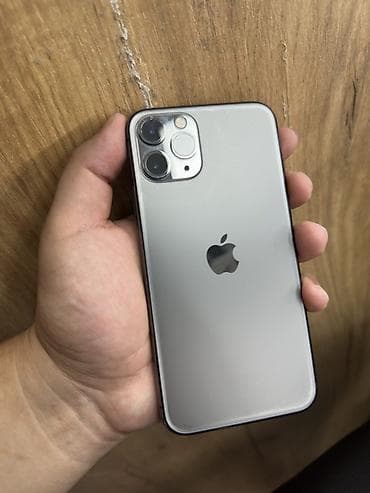 IPhone 11, Б/у, 64 ГБ, Серебристый, 82 %