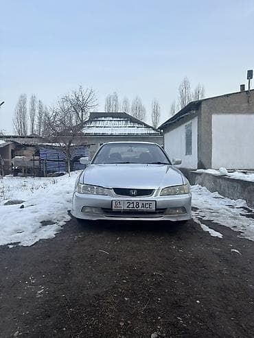 Honda Accord: 2002 г., 2 л, Автомат, Бензин, Седан