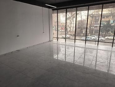 Коммерциялык кыймылсыз мүлктү ижарага берүү: Ош шаарынын ортосунан 1-линиядан 2-кабаттан, адам көп өткөн жерден 54 — 4