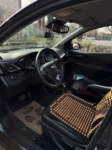 продаю авто с последующим выкупом: Chevrolet Spark: 2019 г., 0.1 л, Бензиновая — 8