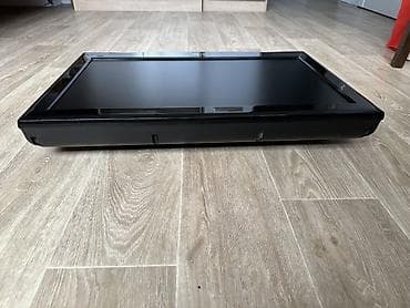 mateview 28: Телевизор LG, плоский экран, диагональ примерно 26–32". Классический — 5