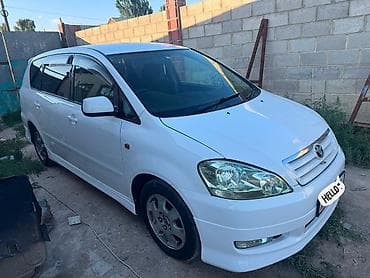 Toyota Ipsum: 2003 г., 2.4 л, Автомат, Бензин, Вэн/Минивэн — 2