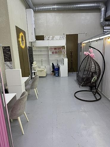 арендовать место в салоне красоты: Сдается в аренду готовое помещение под бьюти-сферу/услуги: маникюр — 2