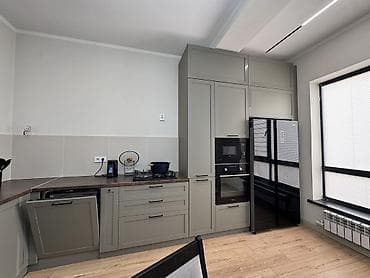 стройител: 3 комнаты, 88 м², Элитка, 9 этаж — 3
