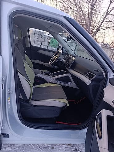 gbt dc: BYD Yuan Up: 2025 г., 2.5 л, Электромобиль, Кроссовер — 1