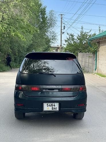 Toyota Gaia: 2000 г., 2 л, Автомат, Газ, Минивэн