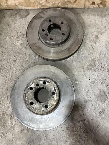 Предний тормозной диск BMW 2002 г., Б/у, Оригинал, Германия