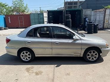 tayota progres: Седан компакт-класса, серебристый цвет, 4 двери, 5 мест. Легкосплавные — 5