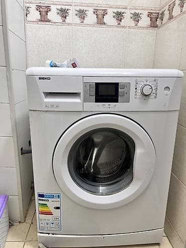 срочно автомат: Стиральная машина Beko, фронтальная загрузка. Характеристики: - — 3