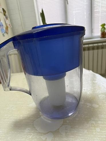 бутылка которая меняет вкус воды: Фильтр для питьевой воды, Объем бака: Другой объем бака, Тип очистки: Угольный — 1