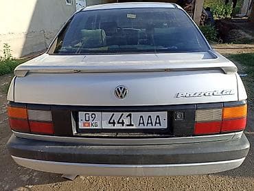 Volkswagen: Volkswagen Passat: 1989 г., 1.8 л, Механика, Бензин, Седан — 6