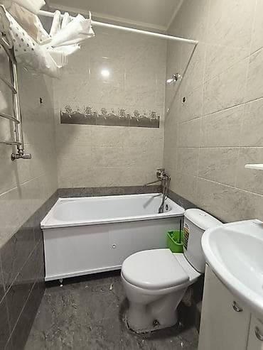Батирлер: 2 бөлмө, 60 м², №4 шаардык оорукана (Айни көч.) 106-серия жакшыртылган, 1 кабат, Евро оңдоо — 8