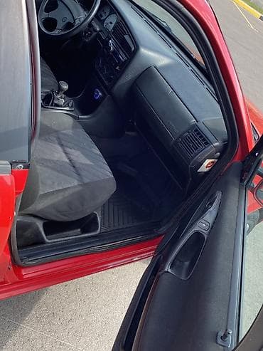 авто жак: Volkswagen Passat: 1996 г., 1.8 л, Кол менен иштөөчү, Бензин, Седан — 7
