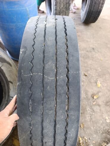 покупаем шины бу на переработку цена: Размер 12R 22,5 цена за один штук 9.000 — 5