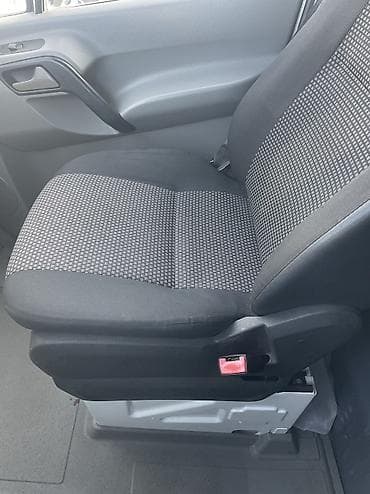 bmw 2002: Mercedes-Benz 220: 2009 г., 2.2 л, Автомат, Дизель — 7