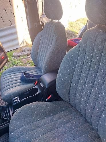 ручка коробки: Opel Frontera: 2002 г., 2.2 л, Механика, Газ, Внедорожник — 9