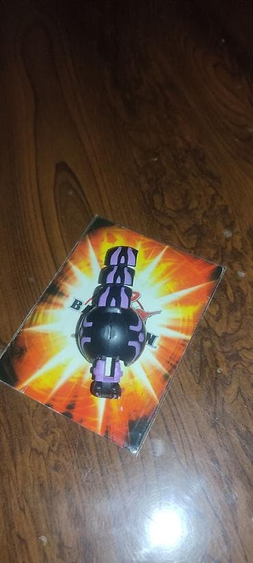 Ювелирные изделия: Продаю Бакуган В1 Даркус Сентипоид - Бакуган: Размер 2,5 см — 4