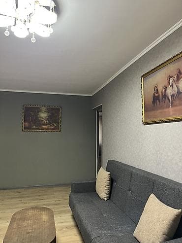 3 бөлмө, 8-мкр Менчик ээси, Балдарсыз түгөйлөргө, 6 айдан баштап, Толугу менен эмереги бар — 7