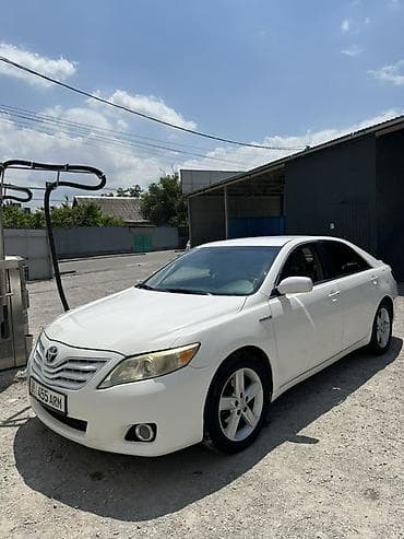Транспорт: Toyota Camry: 2009 г., Гибрид, Седан — 1