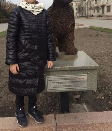легкие детские ветровки: Плащ под Uniqlo, тоненький на пуху ( весна,осень) на 6,7 лет ( рост — 2