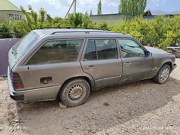 Унаа тетиктери: Запчасти на Mercedes-Benz W124. В наличии кузовные детали, двигателя — 2