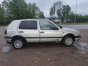 1 jz: Volkswagen Golf: 1993 г., 1.8 л, Ручные, Бензин, Хэтчбэк — 2