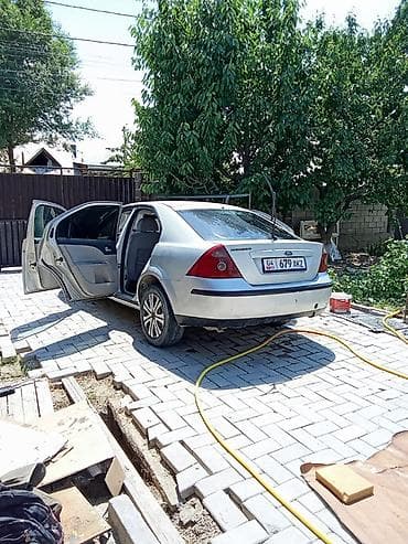 Ford Mondeo: 2003 г., Механика, Бензин, Седан — 4