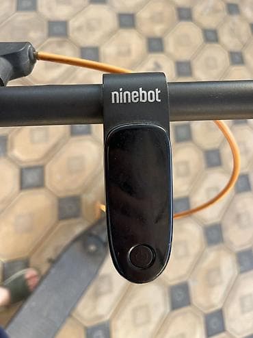 самокать: Электросамокат, Ninebot, Б/у — 3