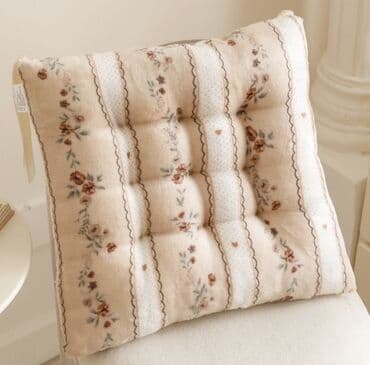 вата расчес: Мягкая сидушка-подушка на стул/кресло. - Форма: квадрат/размер: 40*40 — 9