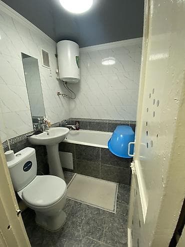 продаю карвен: 1 комната, 30 м², 104 серия, 2 этаж, Косметический ремонт — 3