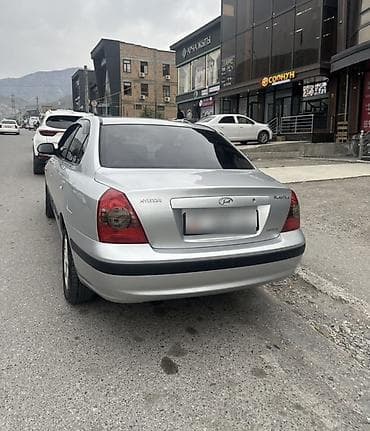 авто под выку: Hyundai Elantra: 2005 г., 1.6 л, Механика, Бензин, Седан — 4
