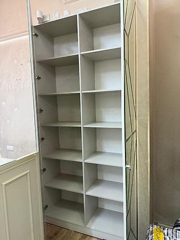 зеркало для магазина одежды: Срочно продаётся шкаф 2шт дл 1.2 высота 2.25 го 40 Зеркальный — 4