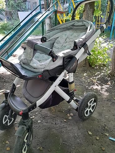 детская коляска с куклой: Коляска, Другой бренд, цвет - Серебристый, Б/у, Самовывоз, Платная доставка — 4