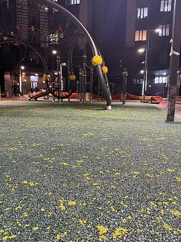 светильники уличного освещения: Резиновое бесшовное покрытие для детских и спортивных площадок - Тип — 7