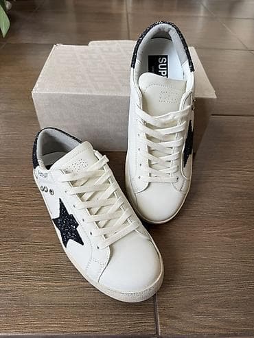 nike react: Кроссовки, 40, Golden Goose, Б/у, цвет - Белый, Платная доставка — 1