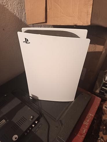 PlayStation 5 (PS5) — игровая консоль Sony с поддержкой 4K и 8K, HDR и