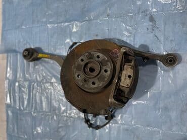 шины на вилочный погрузчик: Передняя левая Ступица BMW Б/у, Оригинал, Япония — 5