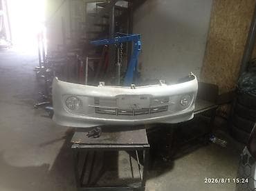 bcd com: Daihatsu YRV.Передний бампер в сборе, серебристого цвета. Оснащён — 1