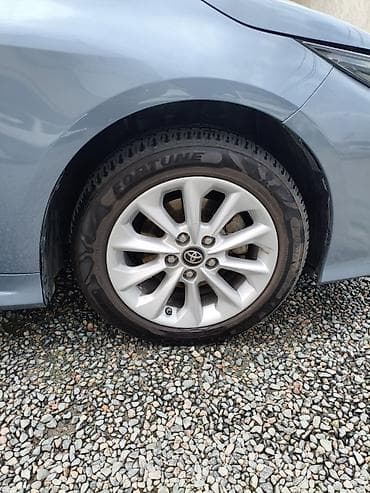 r16 тойота: Toyota Corolla: 2021 г., 1.8 л, Гибрид, Седан — 10