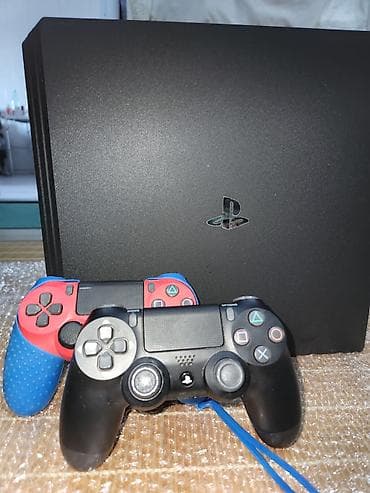 8gb ram ddr4: PlayStation 4 Pro + 2 геймпада DualShock 4 - Модель: PS4 Pro — 2