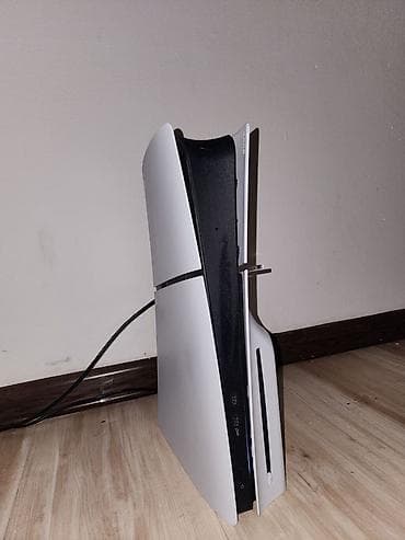 диски на ps5: Игровая консоль Sony PlayStation 5 (версия с дисководом) + 2 геймпада — 3