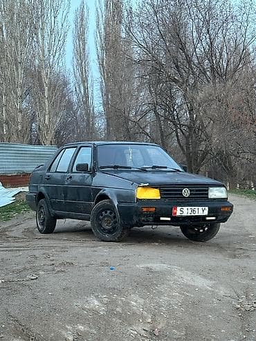 Volkswagen Jetta: 1991 г., 1.6 л, Механика, Бензин, Седан