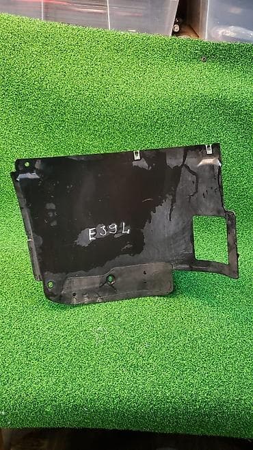 caterpillar: Локера подкрылки брызговики щитки левый под передний простой бампер — 2