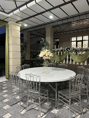 Стол и стул для зала, цвет - Белый at lalafo.kg Стол и стул для зала, цвет - Белый