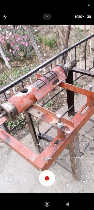 офис стол: Шнековый Маслопресс.Маслобойка . только шнек вал и стол. рабочий — 2