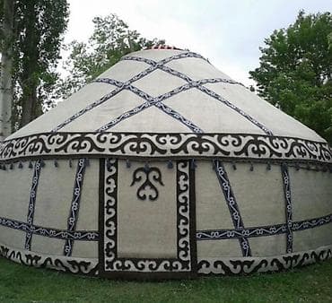 Аренда юрт: Аренда юрты, Каркас Деревянный, 85 баш, Стол — 1